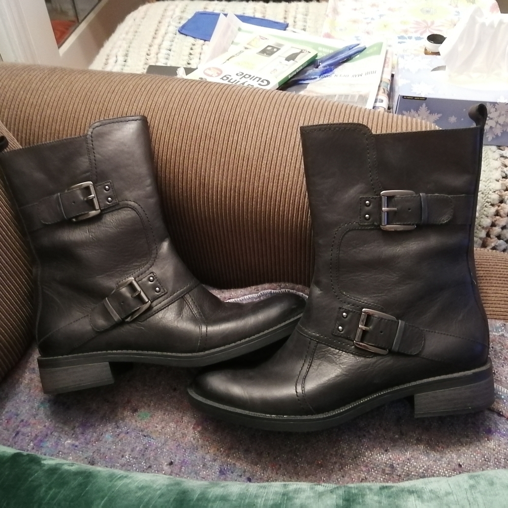 Enzo Angiolini leather boots